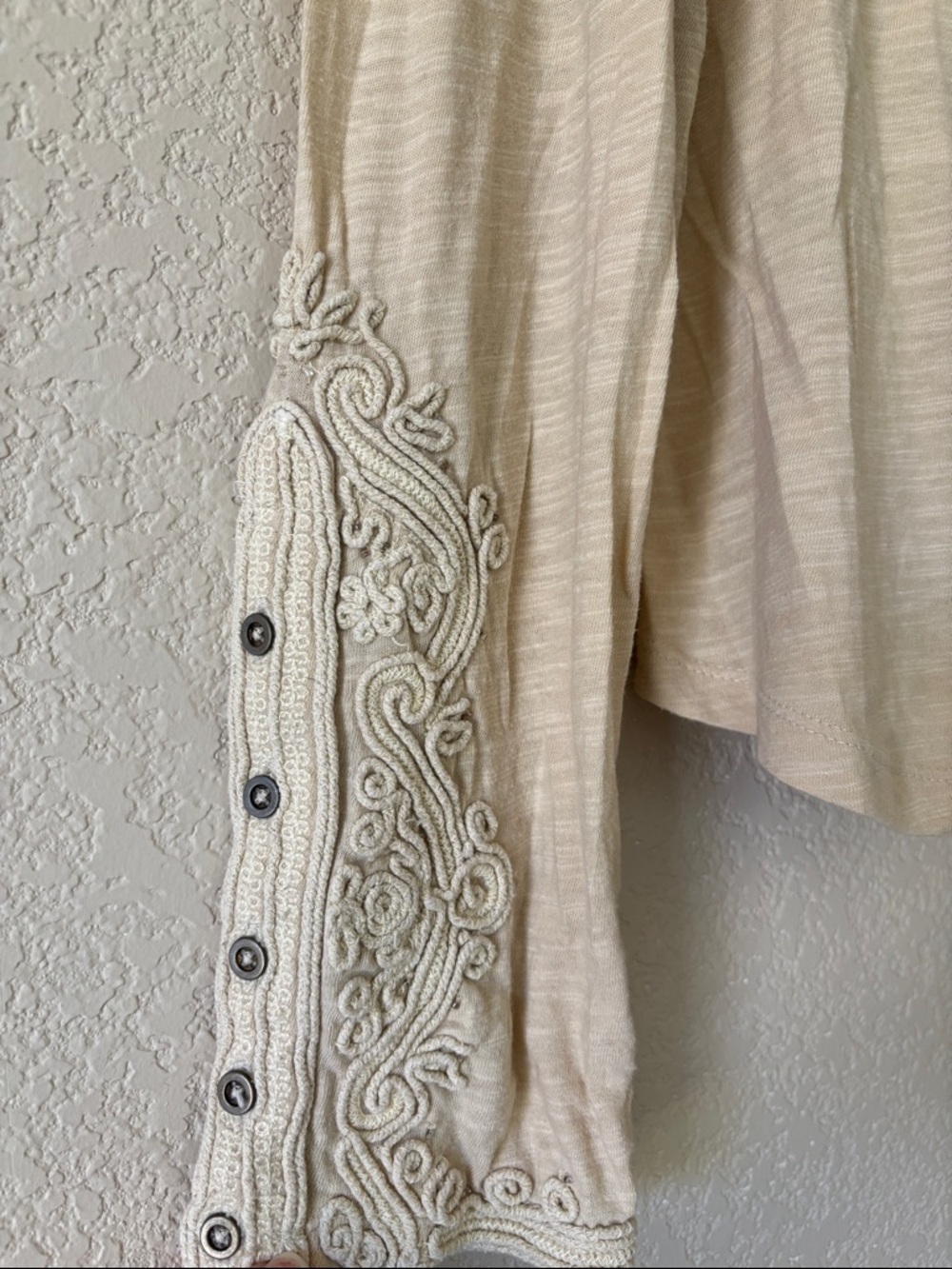 We The Free "Hooked On You" Top Features Embroidered Cuffs And Button Details - Picture 3 of 4